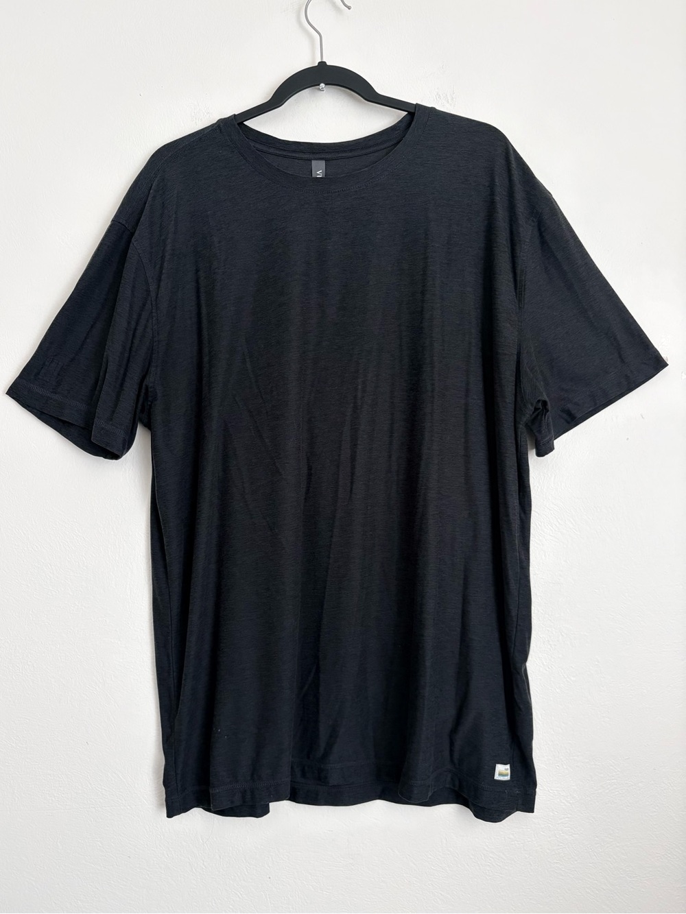 Vuori Strato Tech T-shirt Style# V126 Crew Neck Performance Athletic Sz XXL